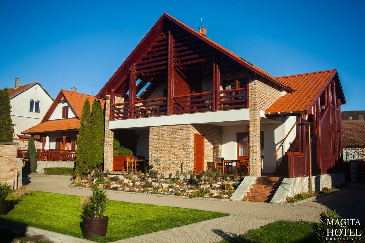 Magita Hotel Basko Exterior foto
