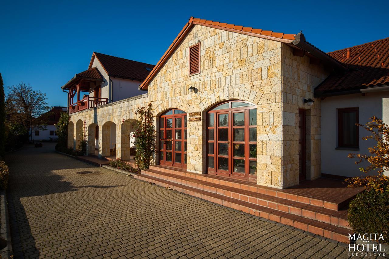 Magita Hotel Basko Exterior foto