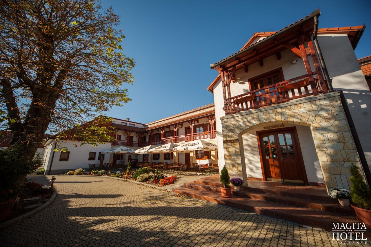 Magita Hotel Basko Exterior foto